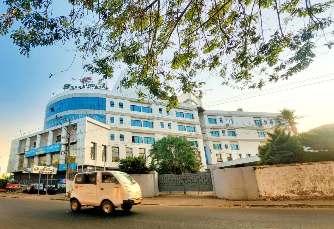Green Park Residency Kannur Bagian luar foto