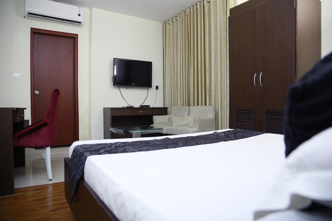 Green Park Residency Kannur Bagian luar foto